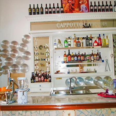 Cappotto Civico 48 Oda ve Kahvaltı