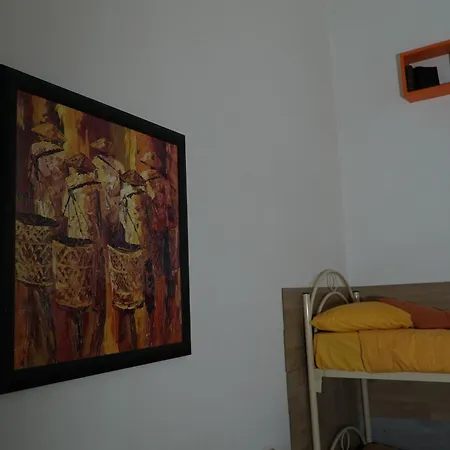 Alojamento de Acomodação e Pequeno-almoço Cappotto Civico 48 3*